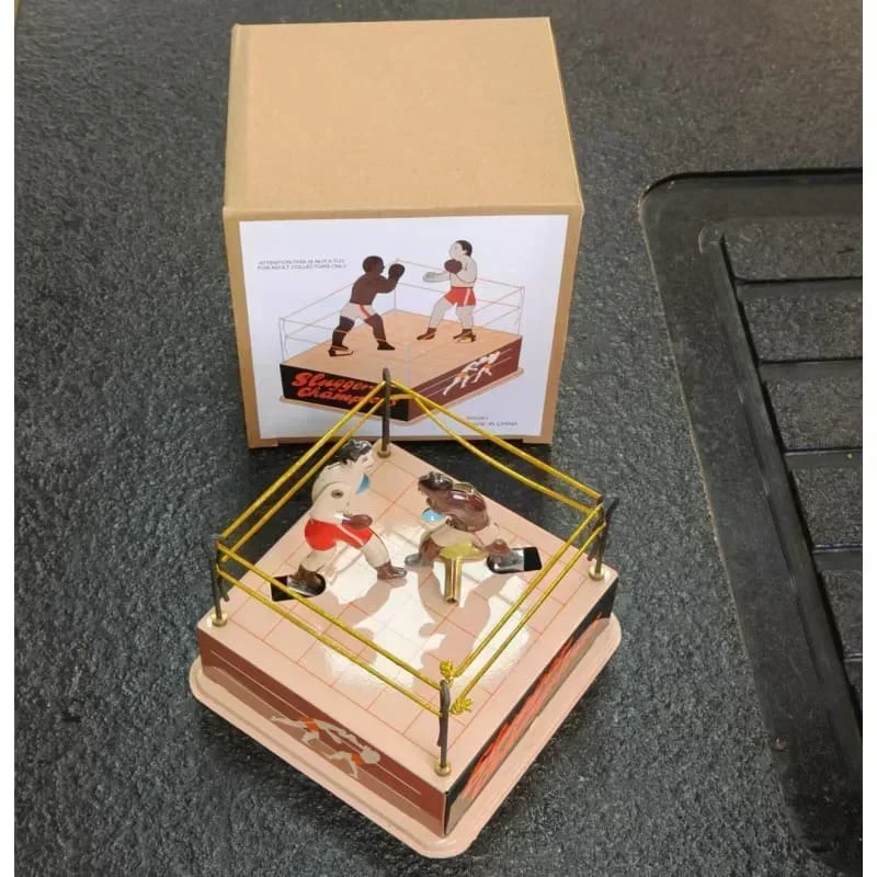 [Funny] Adult Collection Retro Wind up toy Metal Tin arena champions boxer Boxing ring game Mechanical toy Clockwork figures