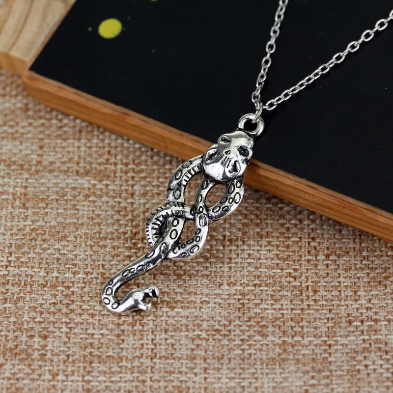 Harry Potter School of Witchcraft and Wizardry Snake Pendant