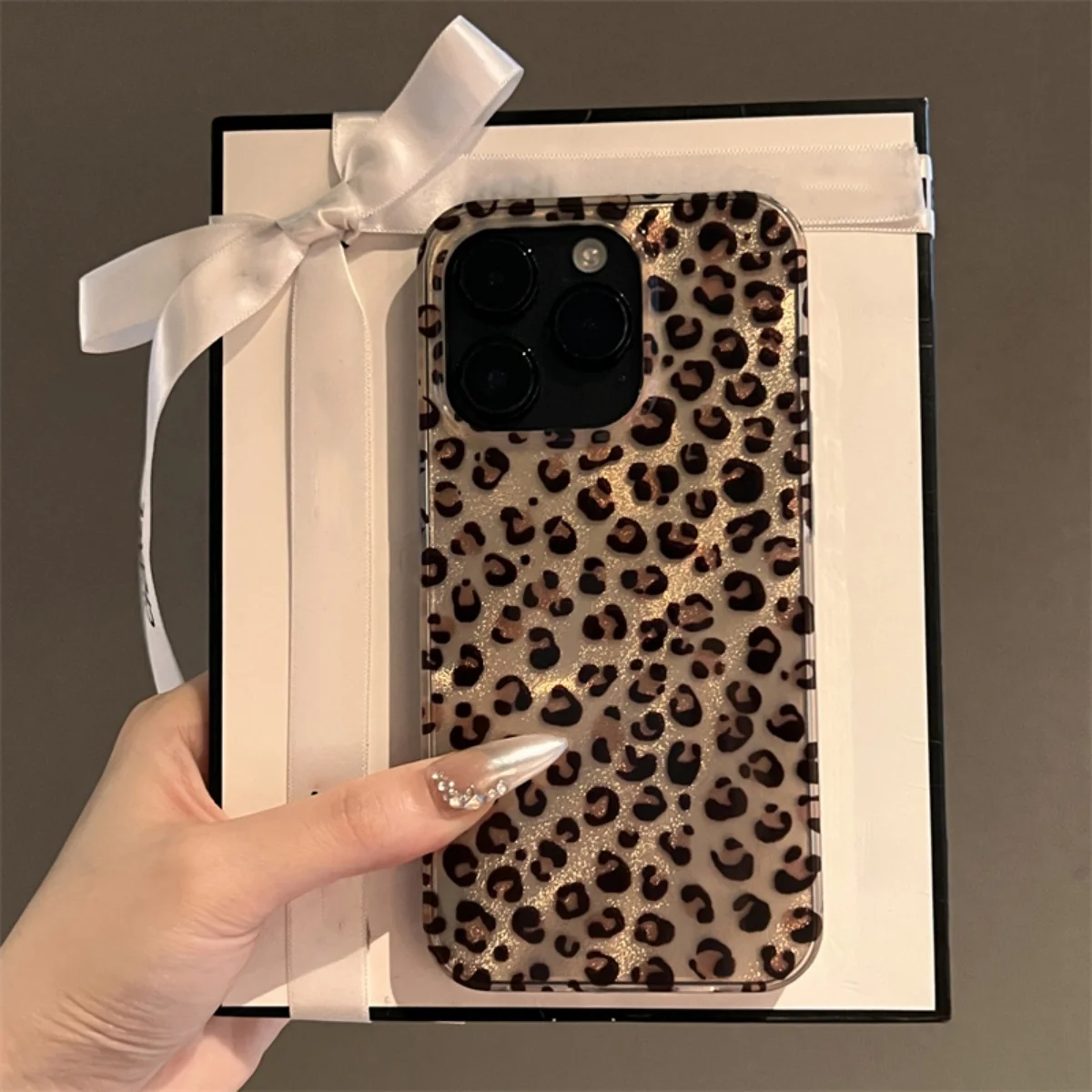 รูปสินค้า เคสลายเสือดาวน่ารัก ป้องกันรอย iPhone 16/17/15/14/13/12 Pro Max