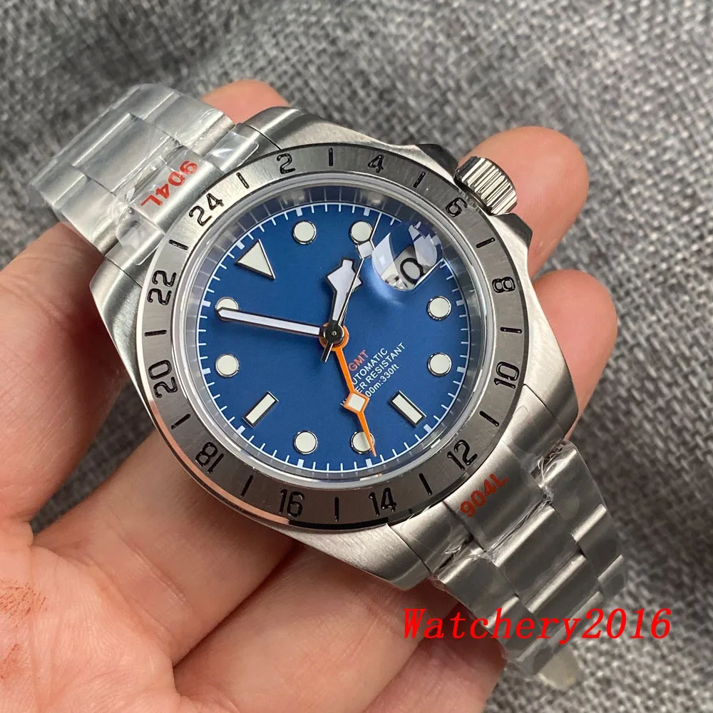 Movimento Dell'orologio Del Quarzo in Vecchio Orologio Isolato Immagine