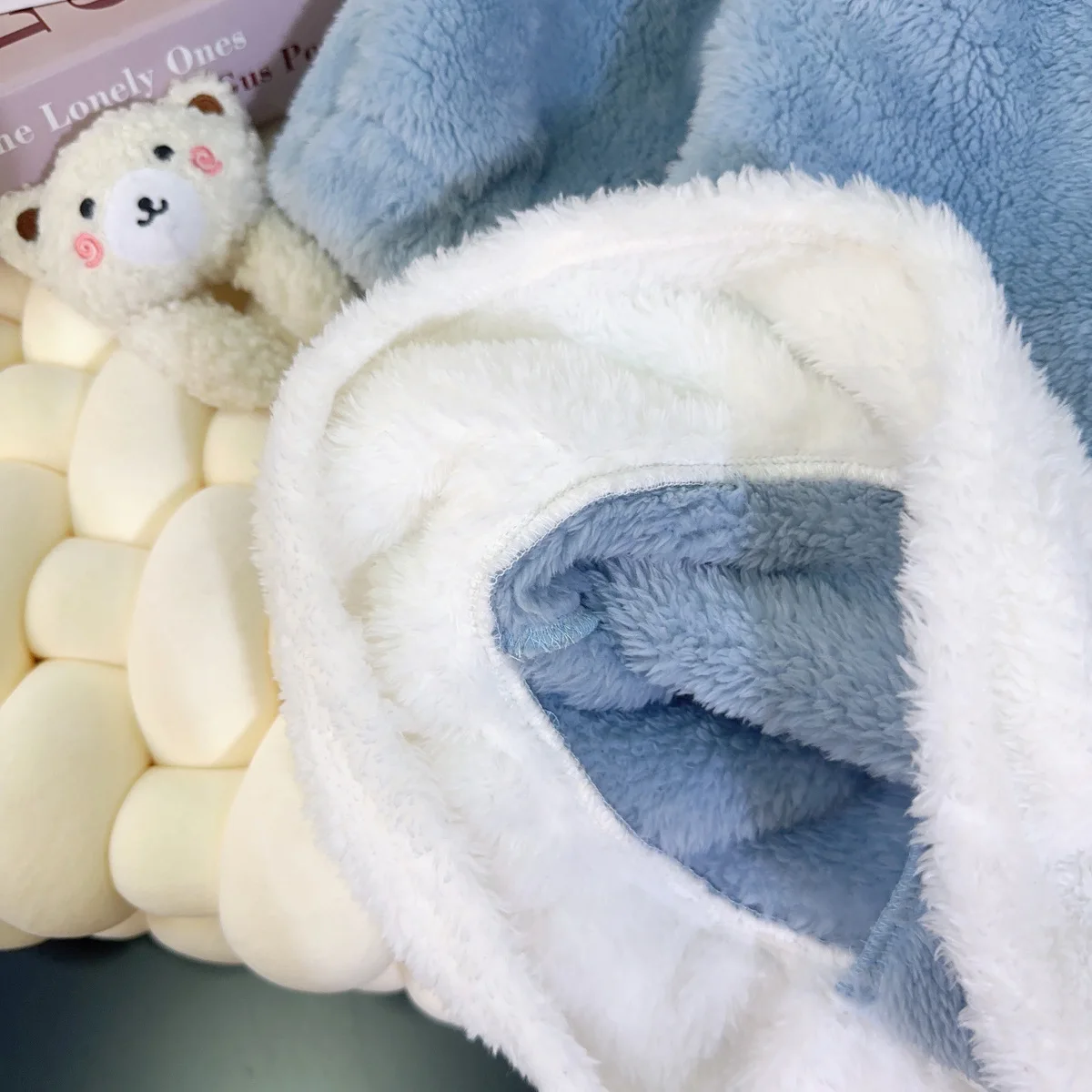 Girls' Home Clothes Winter New Fashion Baby Kids Thick Bathrobe Clothes Children Hooded Coat Outerwear Outfits 2-8yrs