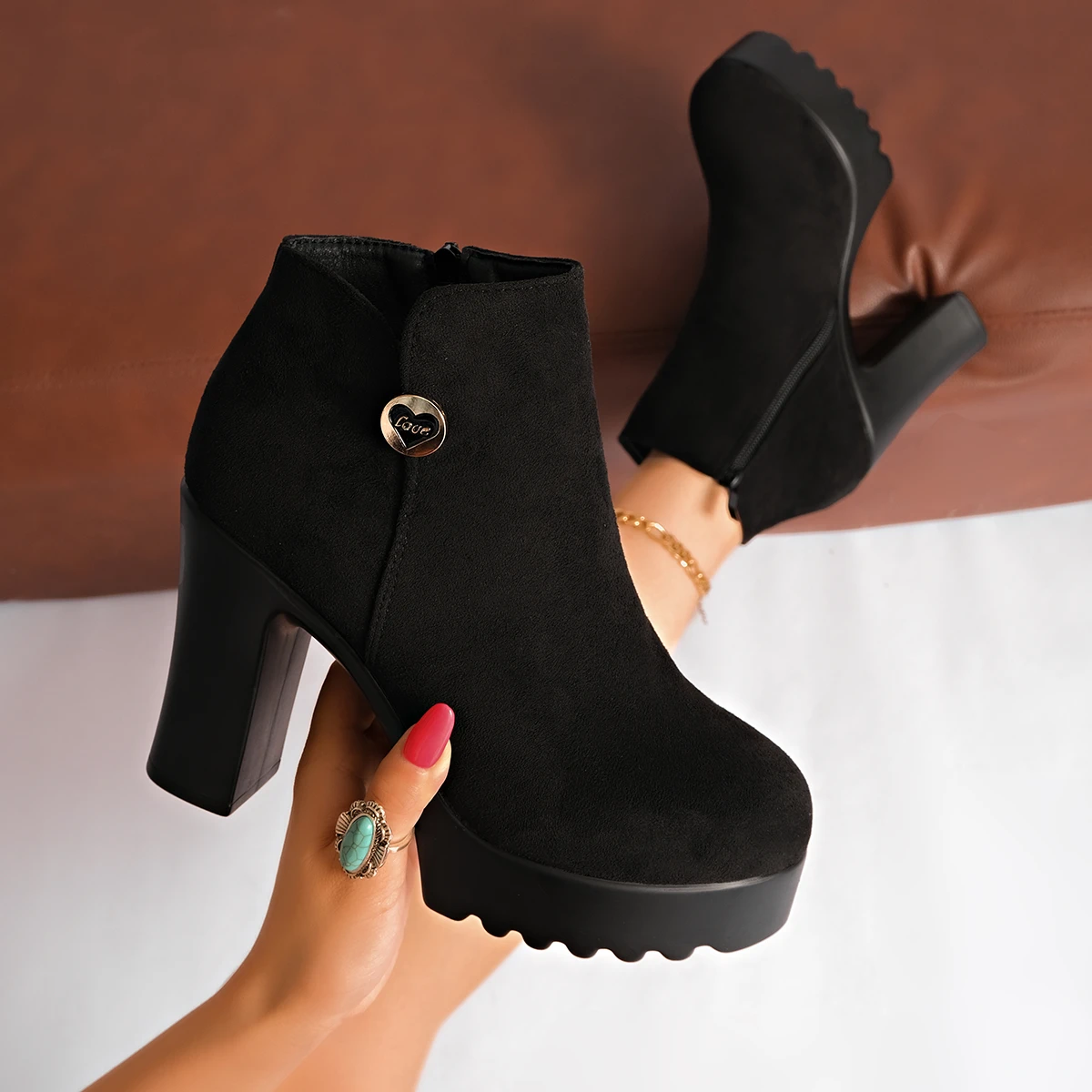 Fashionable New Round Toe Suede Comfortable High Heels Anti Slip Short Boots Sexy Elegant Winter Casual Riding Boots for Women