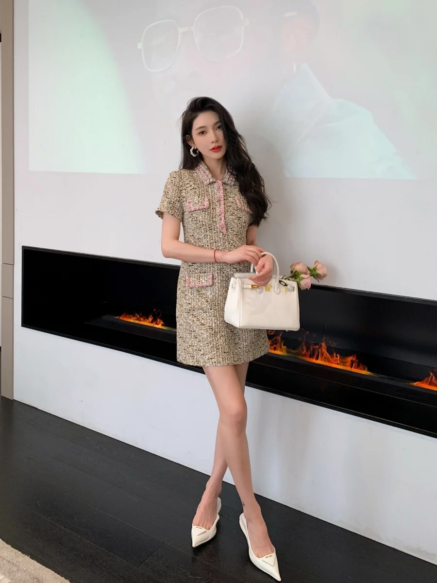 

Summer women's handmade beaded coarse tweed small fragrant style, elegant and slim fitting doll neck dress with a bottom skirt