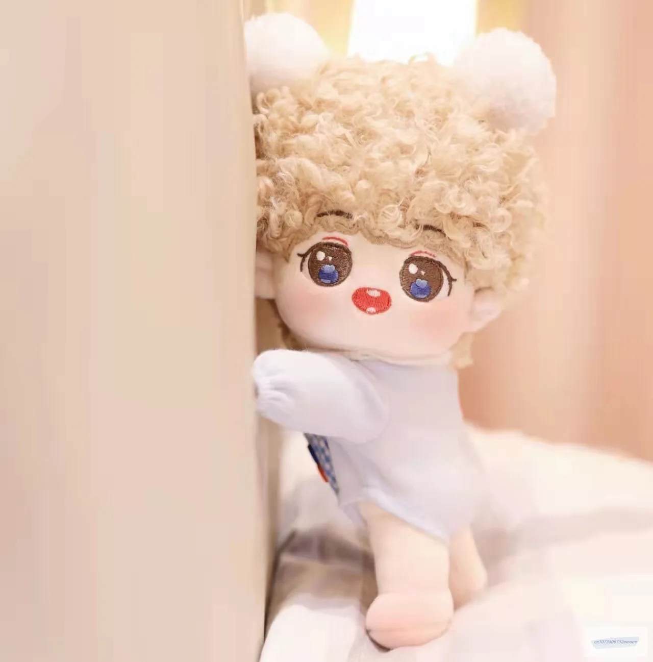 

Crouching Curly hair 20cm Sean Xiao Korea Kpop EXO idol Doll Clothes Cute suit Stuffed Toy Dolls Plush for Idol Dolls Gift