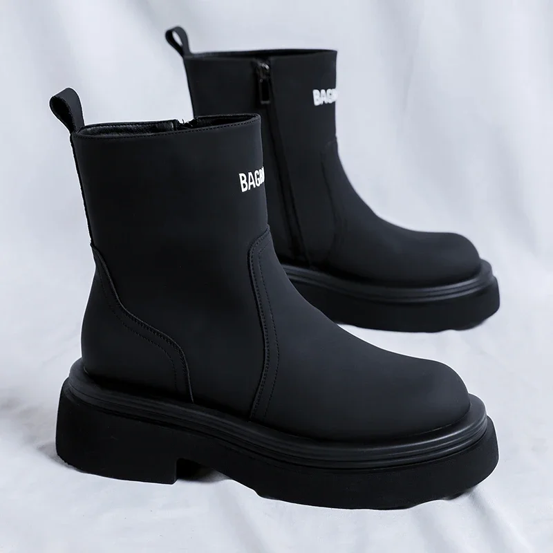 British Style Men Round Toe Boots Lightweight Non Slip Casual Leather Shoes Thick Bottom Designer Ankle Boots Outdoor Shoes