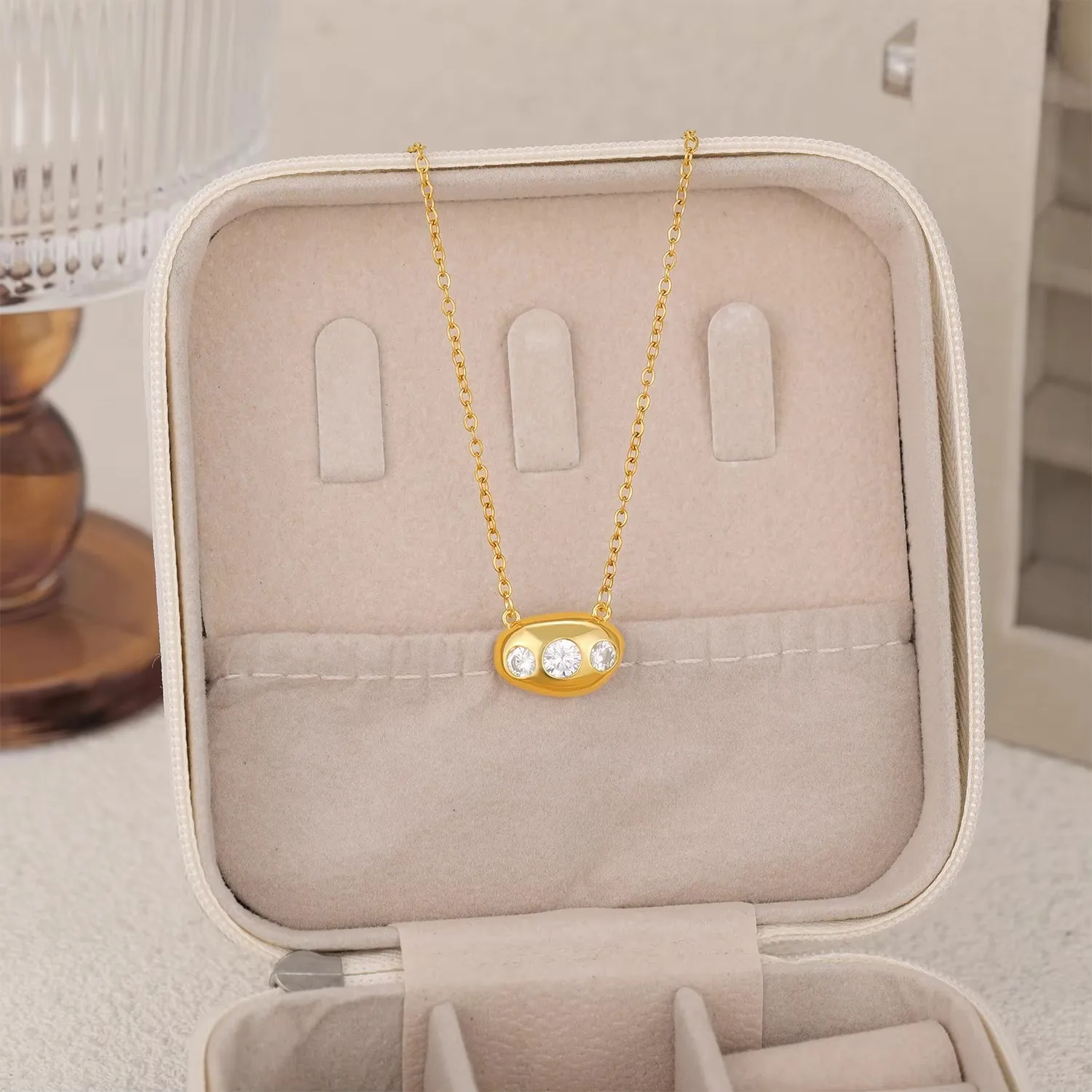 Fashion Geometric Oval Stud Earrings for Women Inlaid Cubic Zirconia White Crystal Chunky Pendant Necklace Choker Party Jewelry