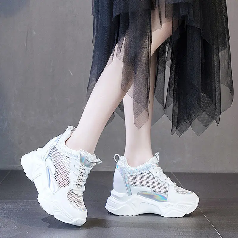 

Модные туфли NiceFashion для женщин, летняя универсальная обувь для увеличения роста Стельки, повседневные спортивные туфли, сетчатая дышащая обувь на платформе S