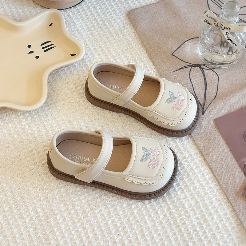 Little Girl Leather Shoes Sweet Embroidered Princess Spring Autumn Children Flat Shoes Chic Fashion Versatile Kids Causal Shoes