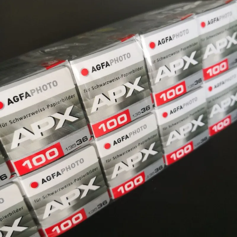 AGFA APX 100 135mm 전문가용 ISO 100 네거티브 필름 36 노출/롤, 흑백