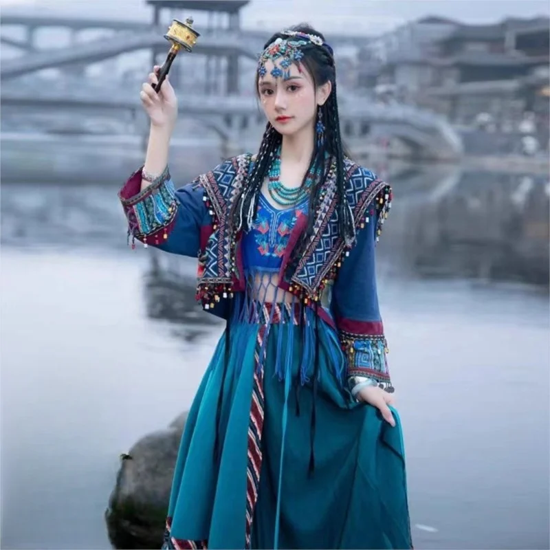 

Miao' S Girl Women's Han Chinese Clothing Exotic Style Hanfu Elements Photography