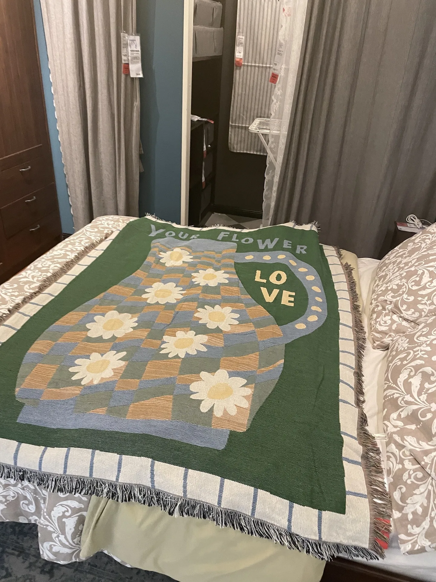 �Ŵ� �߿� ķ�� ��� ��� ���ǽ�Ʈ�� ������ ��ư ���� Ŀ��, ���� �ø��� �Ϸ���Ʈ