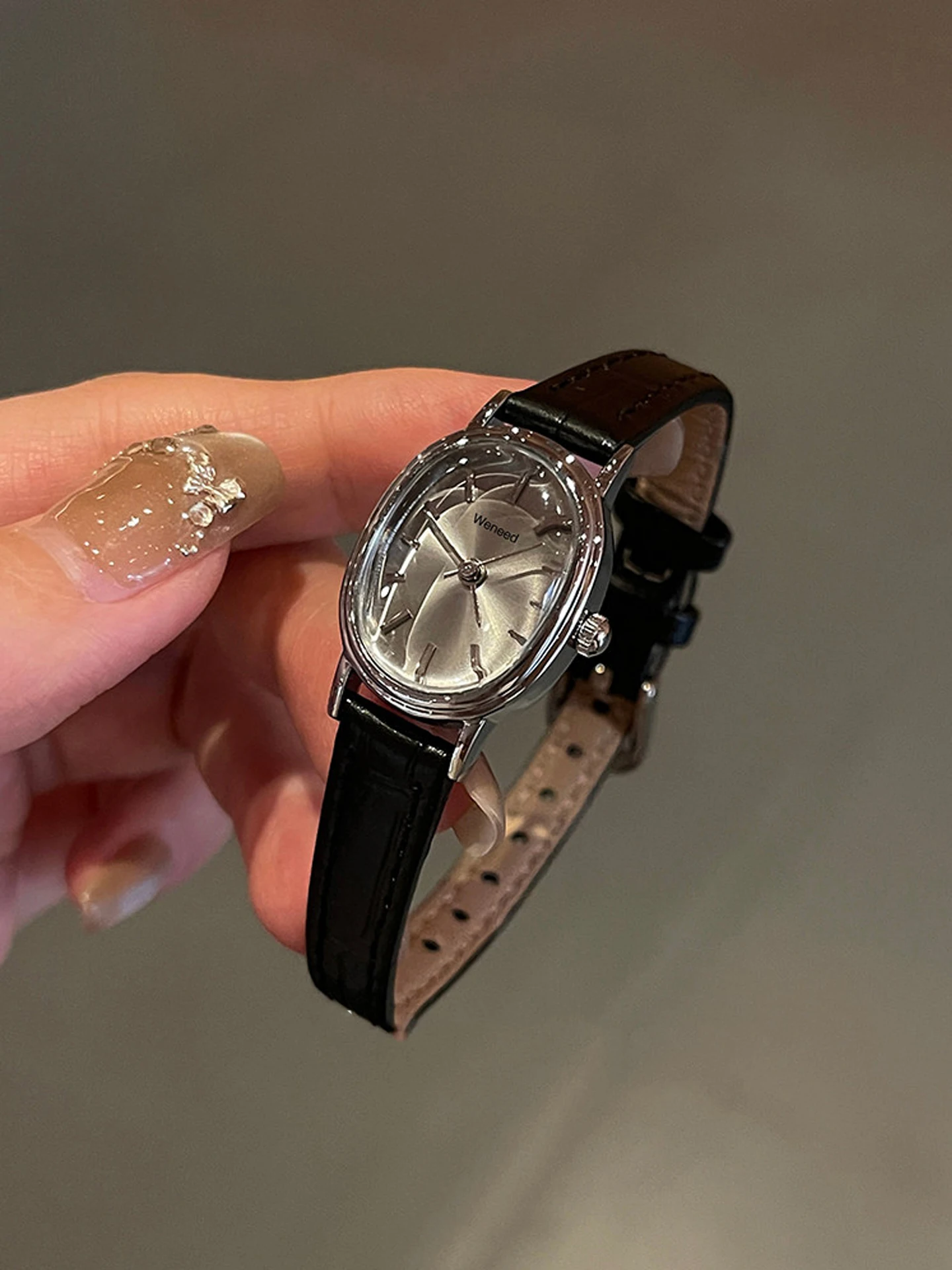New Luxury Vintage Watch for Women Elegant Brown Leather Strap Quartz Watches with Waterproof, Perfect for Pairing with Dresses - 3