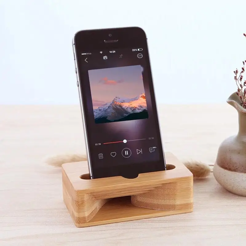 Wooden Acoustic Amplifier and Phone Stand