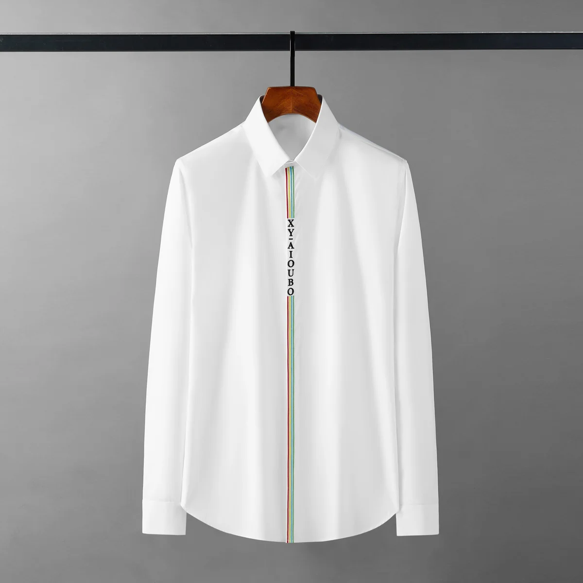 

Осенняя мужская рубашка с вышивкой на планке, красивое модное повседневное приталенное деловое официальное платье, белая женская блузка под смокинг