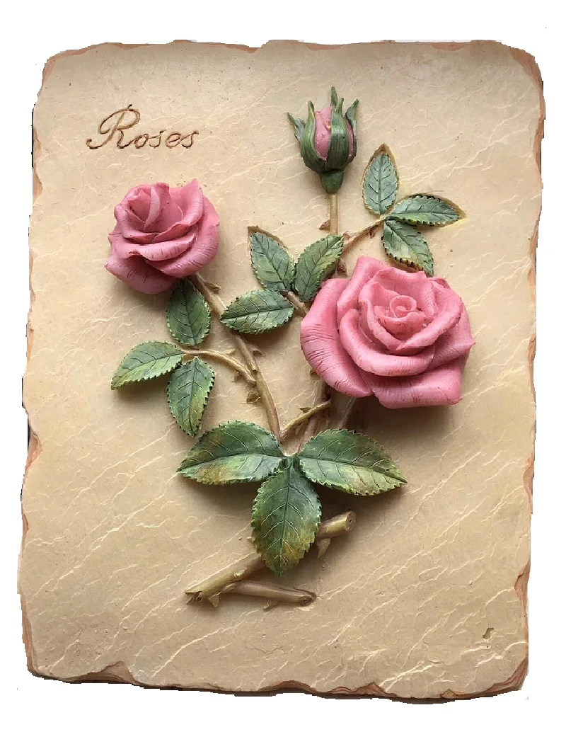 Resin Crafts Embossed Rose Pendant, European Style Decorative Gift