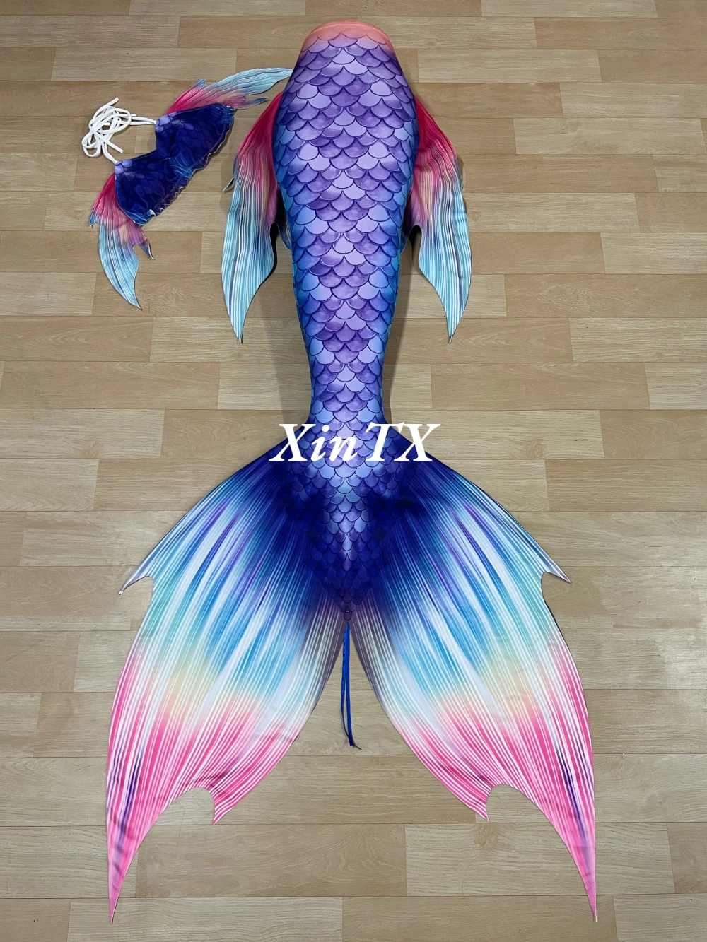 Tail and bra
