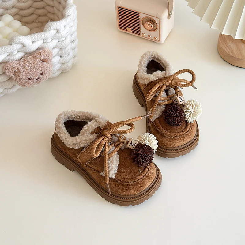 Winter Children's Shoes 2025 New Sweet Hairball Thick Bottom Girls Causal Cotton Shoes Princess Fashion Outdoor Kids Plush Shoes