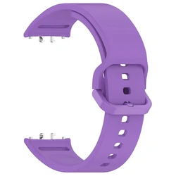 Enhanced Silicone Sport Band for Galaxy Fit3 Smartwatch - Durable Rubber Strap Accessory (Purple)
