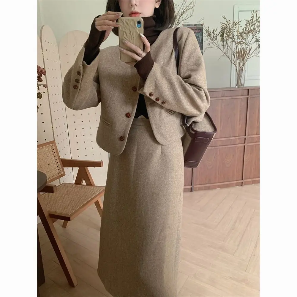 

UNXX 2023 Autumn Winter New Arrivals Korean Style Chic Suit for Women - Small Fragrance Chestnut Woolen Petite Two-piece Set