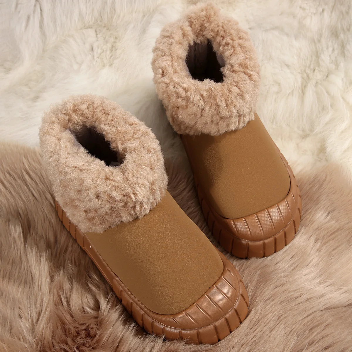 Winter Snow Boots for Women Warm Plush Ankle Boots Non-Slip Flat Sole Shoes for Girls Concise Outdoor Plush Shoes