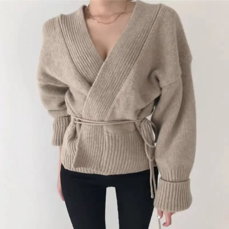New Autumn and Winter Women's V-neck Knitted Cardigan Women's Long-sleeved Sweater Short Casual Lace-up Jacket