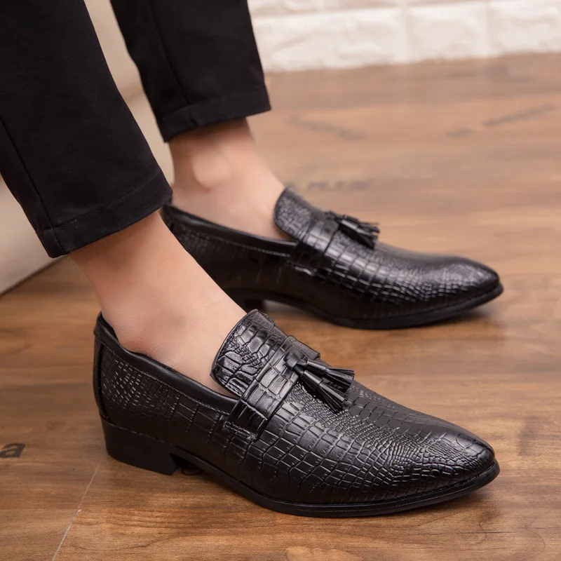 Men's Leather Vintage Tassels Loafers Comfortable Dress Wedding Fashion Party Shoe Business Oxfords Slip-On Flats