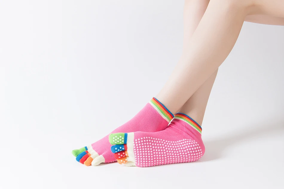 WOSWEIR 1 Pair Women Sports Yoga Socks Five Finger Slipper Anti Slip Lady Pilates Ballet Heel Professional Dance Protector 30 S2a125f84b0c047bbbd6cdb10db9db9d5e