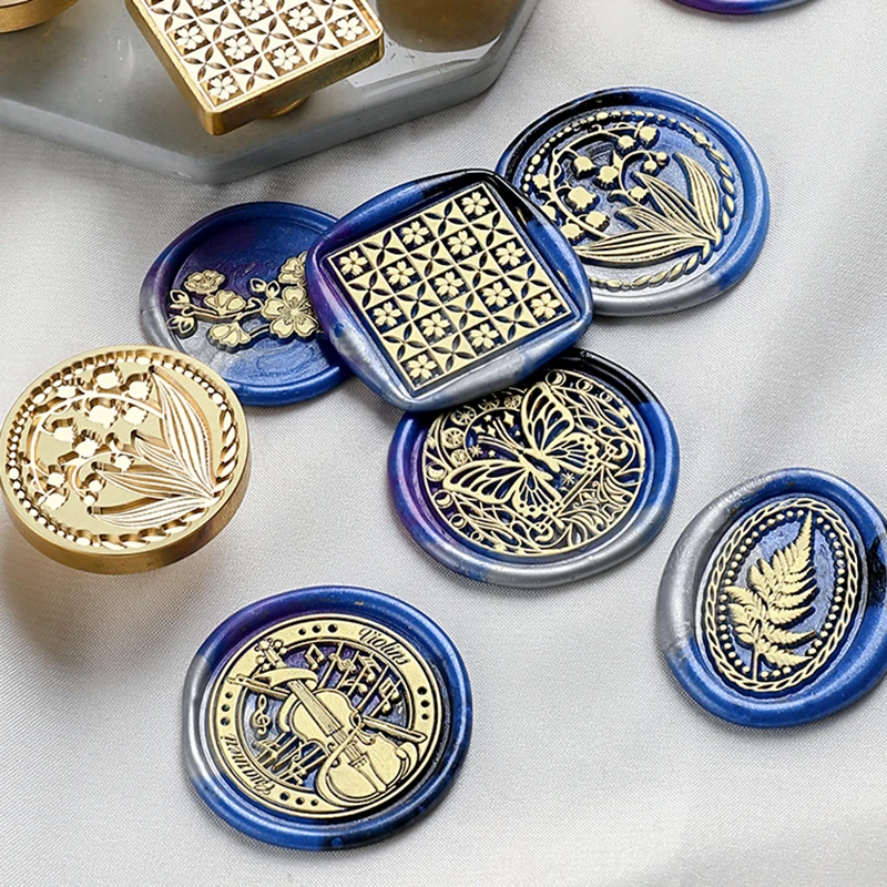 

Tile European Style Fire Paint Seal Envelope Mouth Wax Stamp Anime Icon Wax Seal Violin Sealing Wax Stamp
