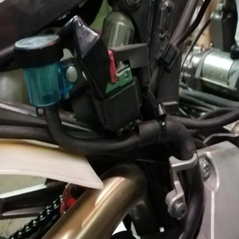 Brake Cylinder Fluid Reservoir Leak-Proof Master Cylinder Tank Matching Design Motorcycle Brake Fluid Reservoir for Motorcycle