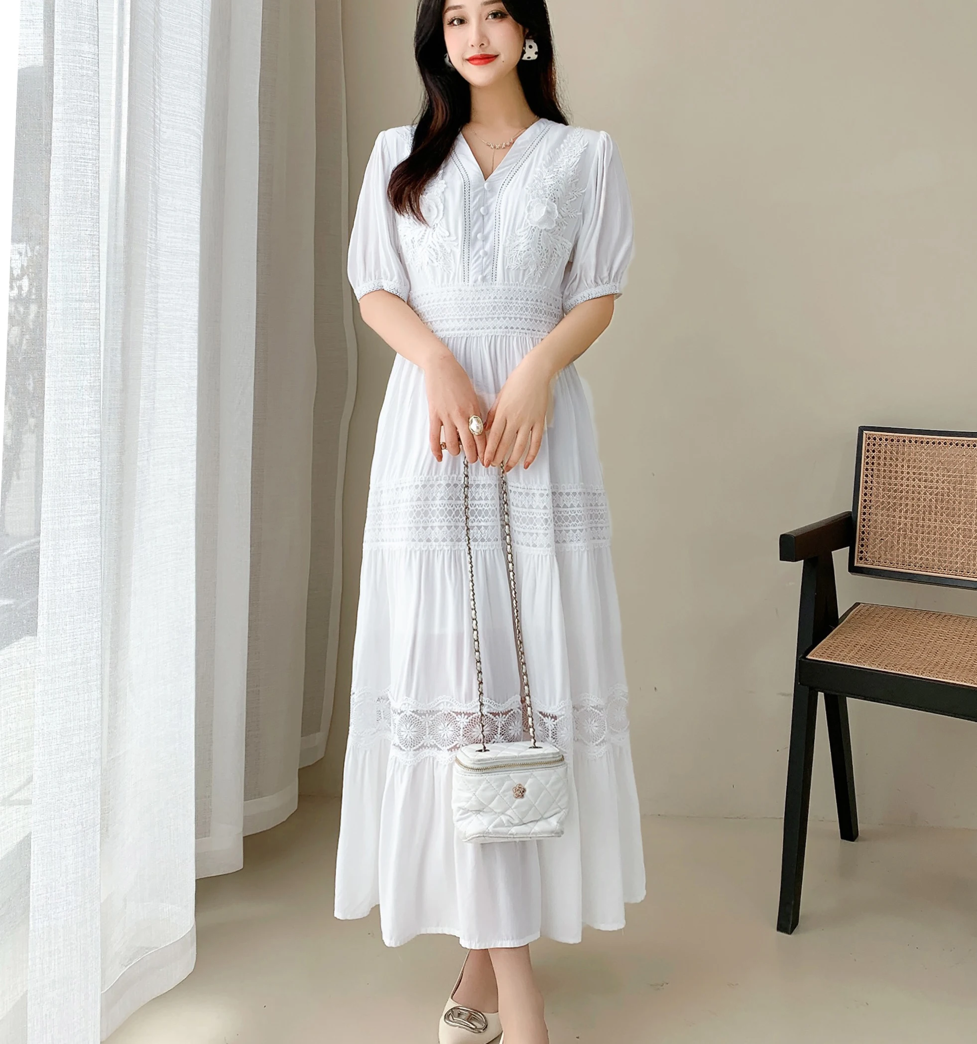 

Luxury Summer Women's Dress Elegant Lace Patchwork Bubble Sleeve Embroidery High End Solid Midi Party Holiday Casual Boho Robe