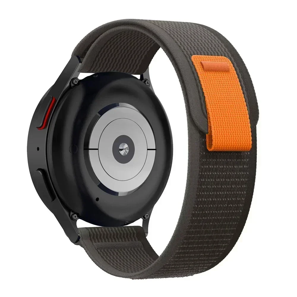 Versatile 22mm Nylon Loop Watch Strap in Stylish Design