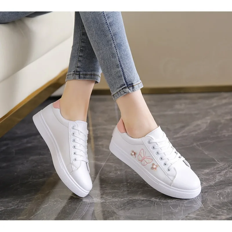 New Women's Sneakers Butterfly Embroidered Flats Women's Outdoor Running Vulcanized Shoes Breathable Women's Shoes Zapatos Mujer 5