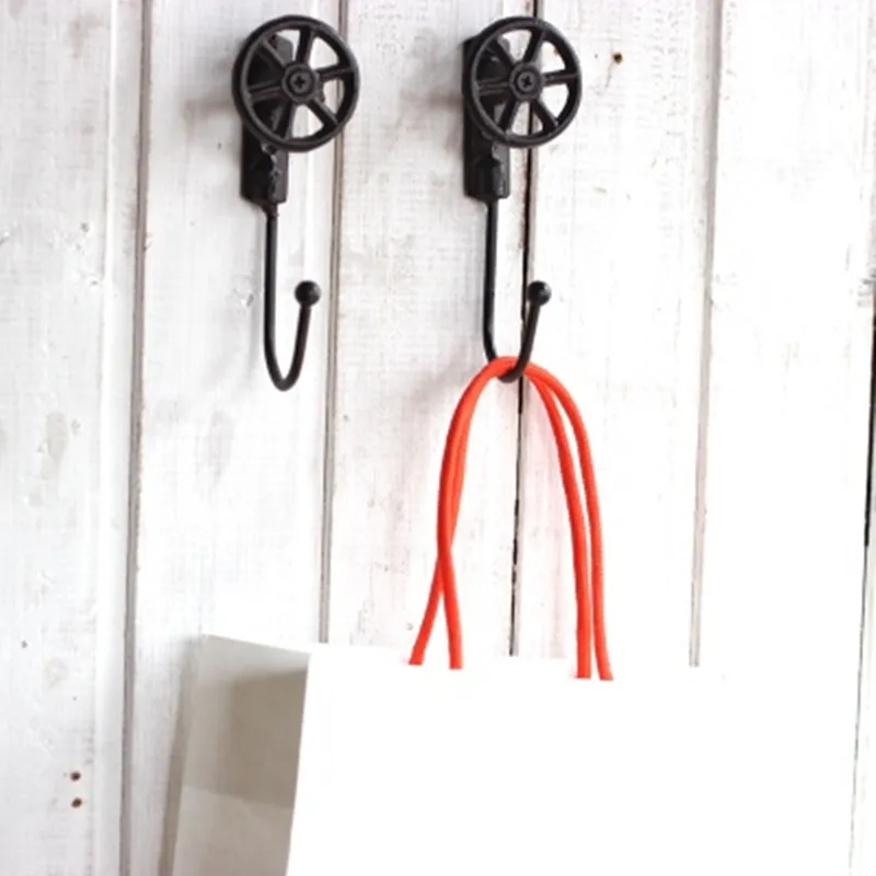 

2pcs / lot height 13.5CM Industrial loft Retro style cast iron wall hook decorative hooks for clothes