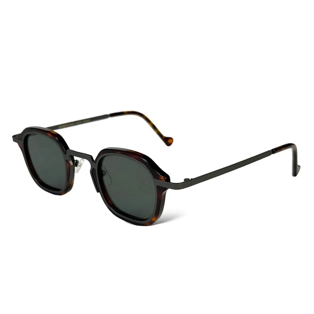 vintage-style-sunglasses-for-men-and-women-color-block-solid-color-tortoiseshell-pattern-lightweight-customizable-lenses