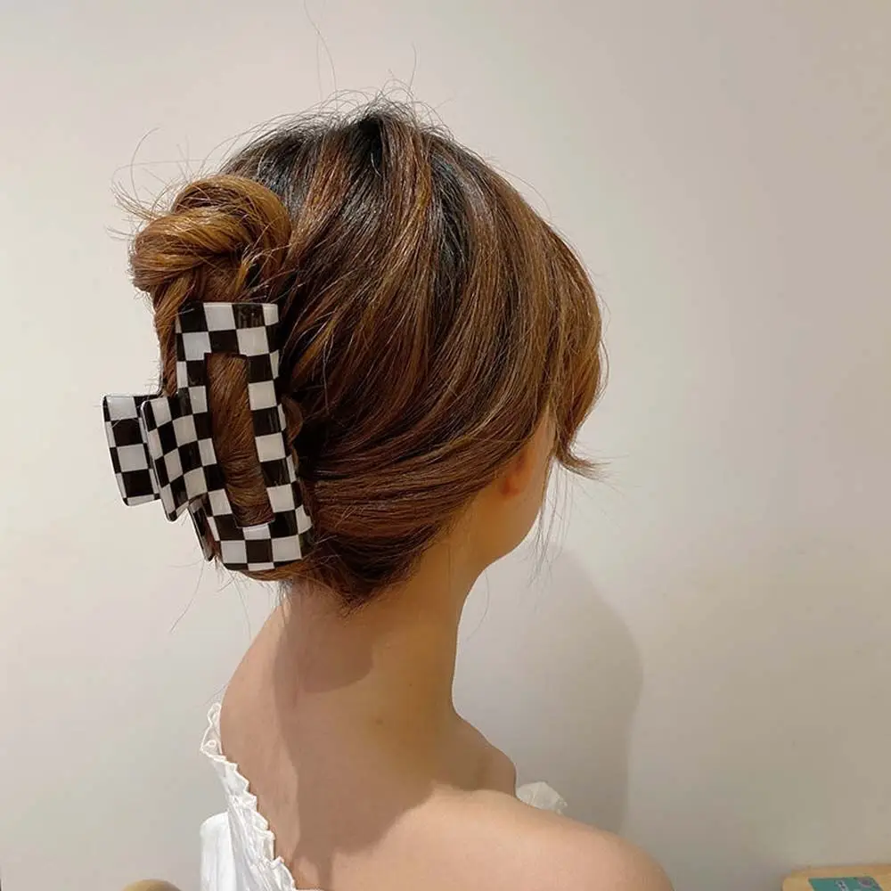 

Ladies Women Resin Acrylic Acetate Big Checkerboard Lattice Pattern Hair Clips Hair Claws Hair Ornaments Korean Style