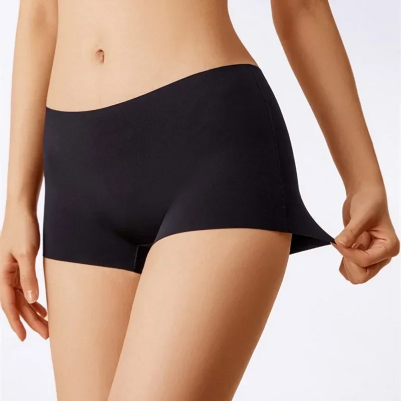 Cotton Panties Women Underwear Cotton Panties Sexy Solid Lady Panties Comfortable Boxers Breathable Shorts Intimates Mid Waist Briefs