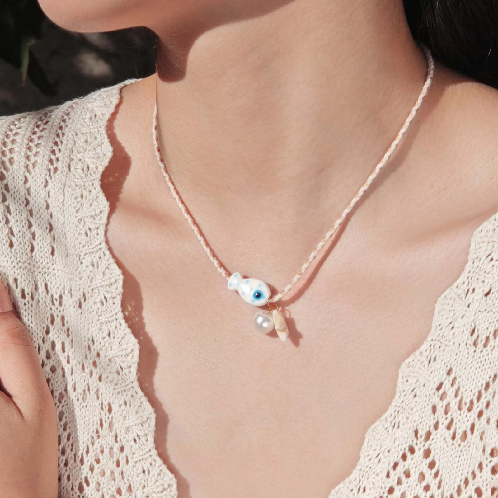 Halskette mit Fisch-Seestern-Anhänger aus Edelstahl, bunte, handgefertigte, gewebte, verstellbare Seil-Halskette im Boho-Stil für Frauen
