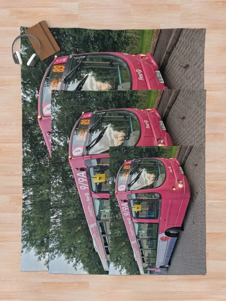 ù ��° �۷����� ������ ���, ������ �ε巯�� ħ��, �Ƹ��ٿ� ���� ħ�� ���