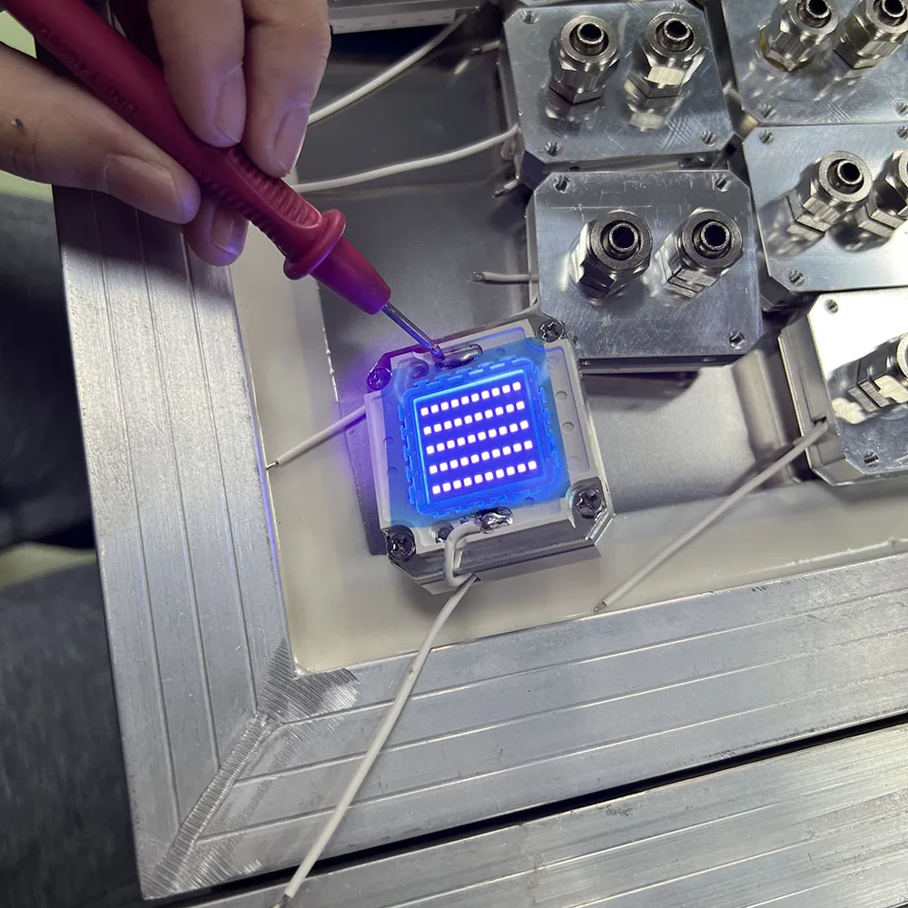 Рисунок 3 - Маленькие УФ-лампы для сушки чернил