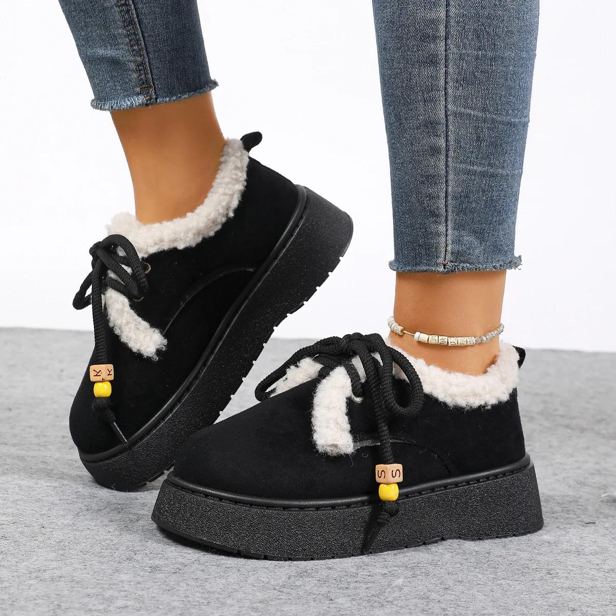 2025 Women's Winter New Fashion Round Toe Designer Snow Boots Lace Up Walking Comfortable Lightweight Short Boots