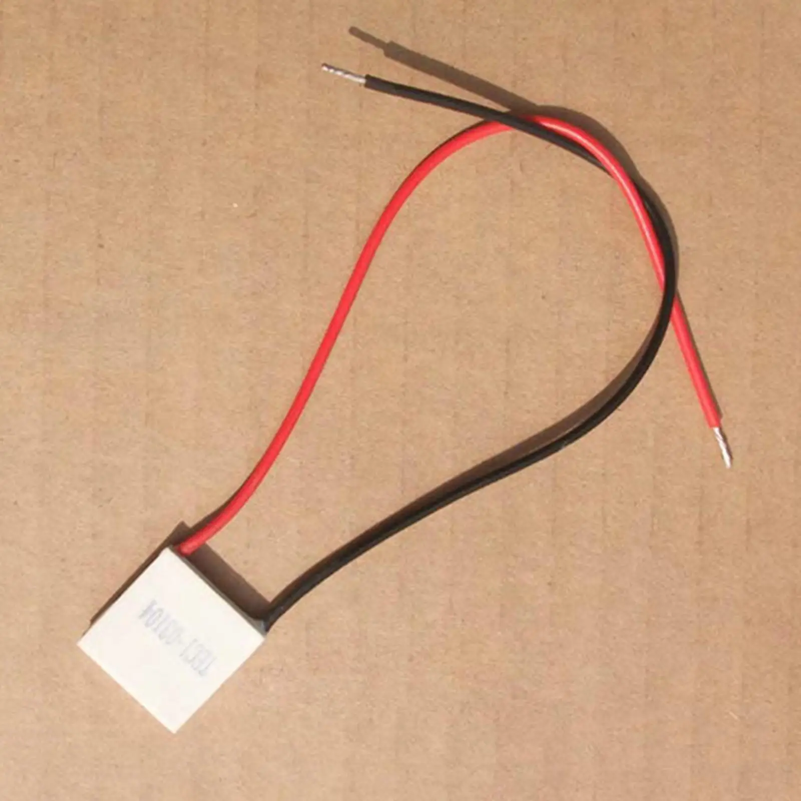 20x20x4.1mm 4A 3.66V 7.3W TEC1-03104 Thermoelectric Cooler Peltier Heatsink