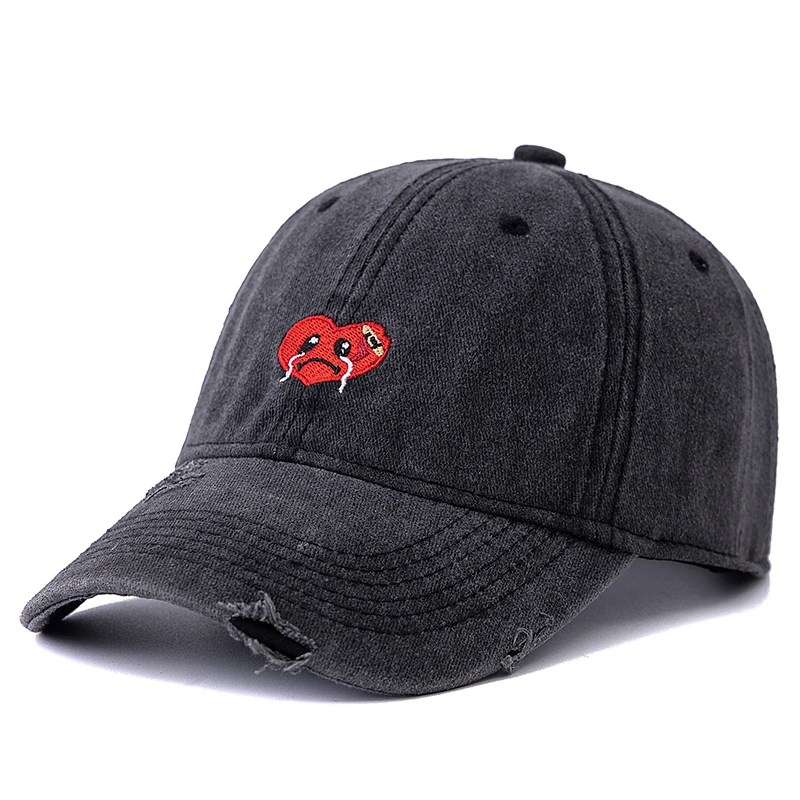 New Unisex Vintage Washed Cotton Embroidered Baseball Cap Broken Heart Pattern Outdoor Sports Hat For Men And Women