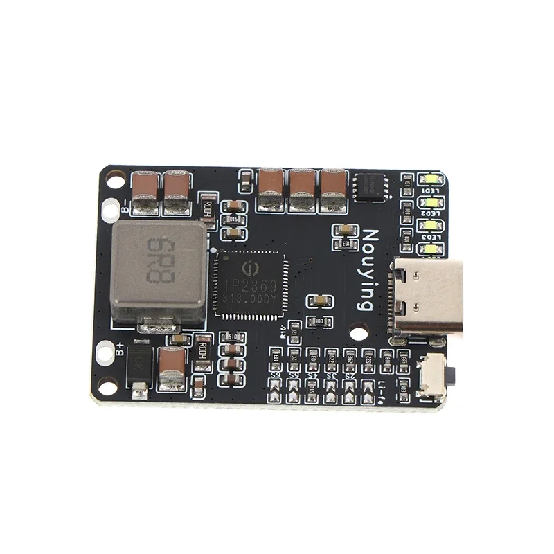Module chargeur multiport 45W PD3.1 QC3.0 pour batteries 2-6S, connecté à une batterie Li-ion
