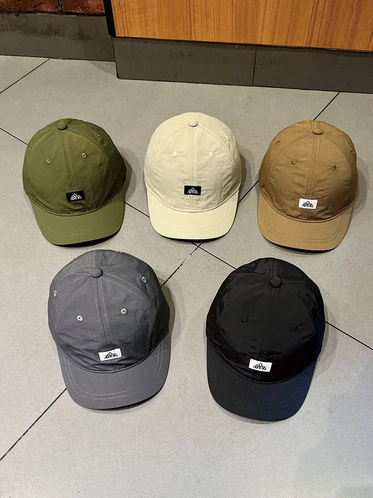 Рисунок 3 - Уличная шапка с коротким покрытием