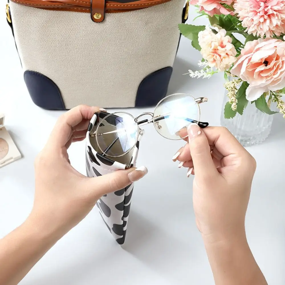 

Protector Box Cartoon Cow Pattern Eye Glasses Holder Eyewear Protector Case Sunglasses Pouch Leather Glasses Case