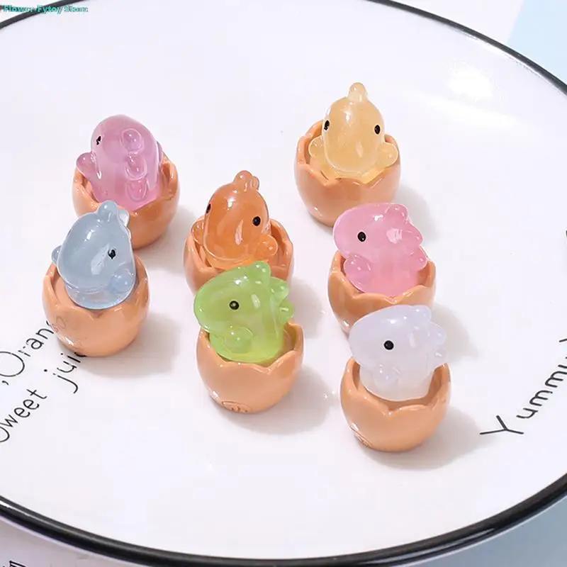 2Pcs Mini Luminous Resin Dinosaur Egg Glow In The Dark Miniature Ornament For DIY Garden Dollhouse Random Color