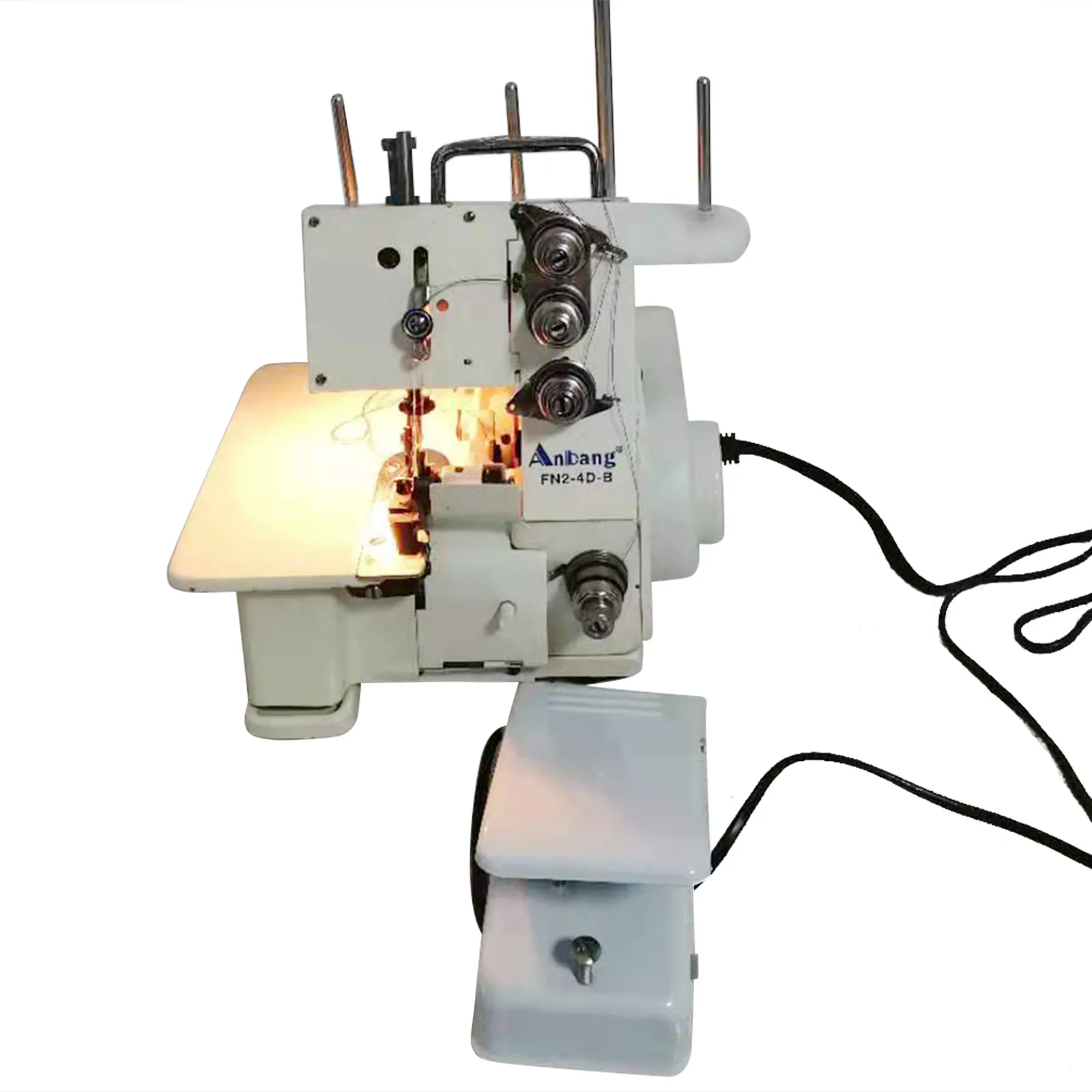 Professional Serger Bag Lock Sewing Machine With 4-line Foot Controller For Sewing Undershirt 4