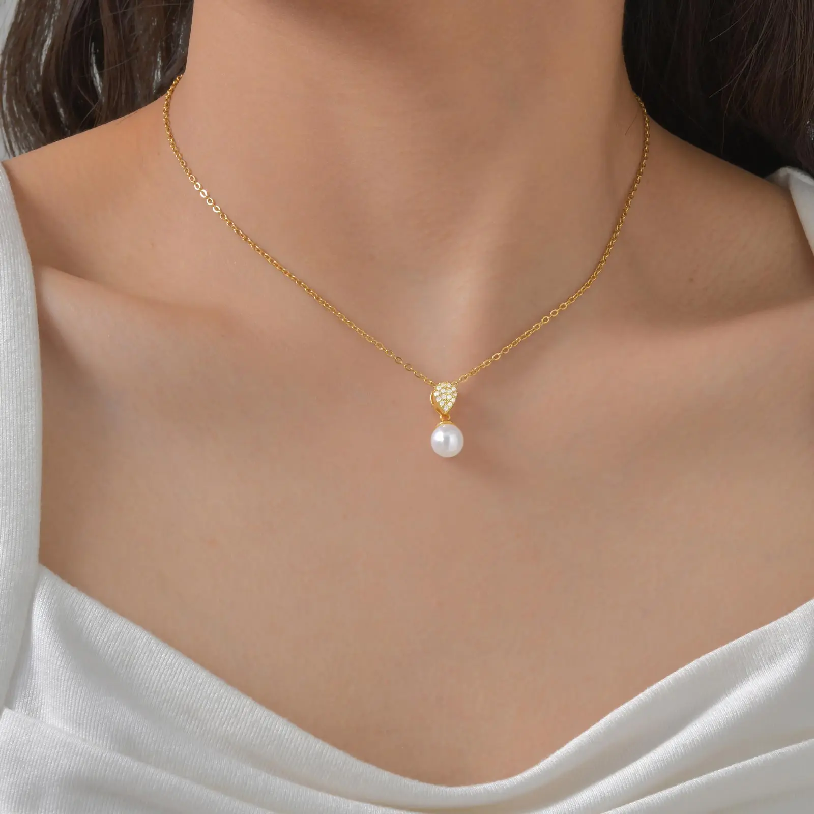 Kupfer-Imitationsperle-Kirsch-Anhänger-Halskette mit Zirkon, trendige, zierliche Edelstahl-Ketten-Halskette, Luxus-Schmuck für Frauen – Detail 5