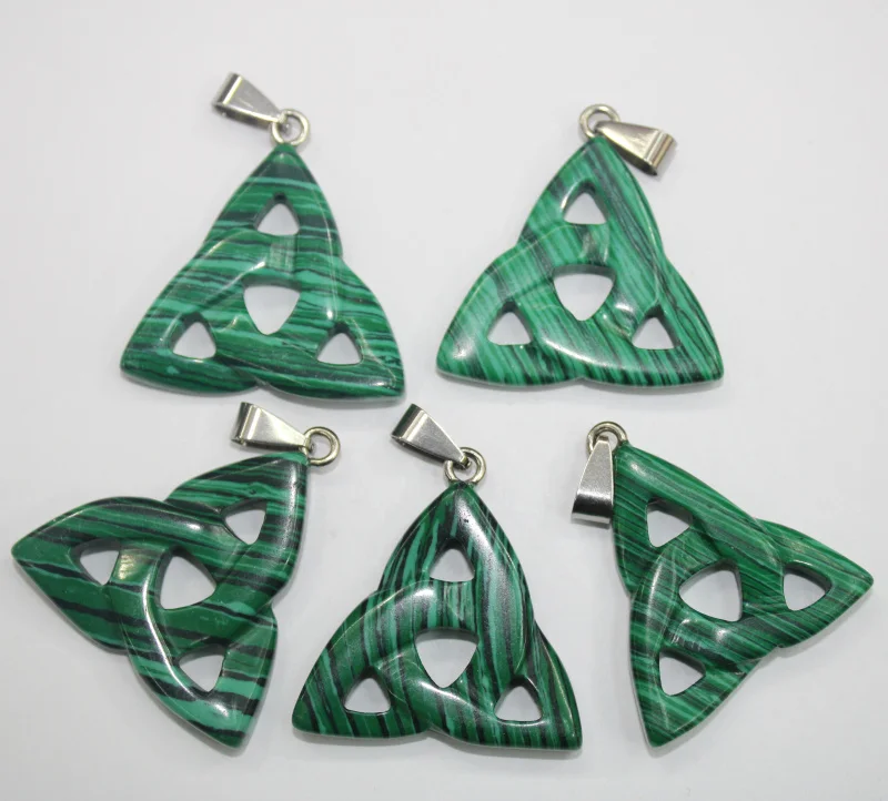 

Оптовая продажа 1 шт. высокое качество натуральный камень Малахитовая резьба полые треугольные подвески для diy ювелирных изделий ожерелье аксессуары