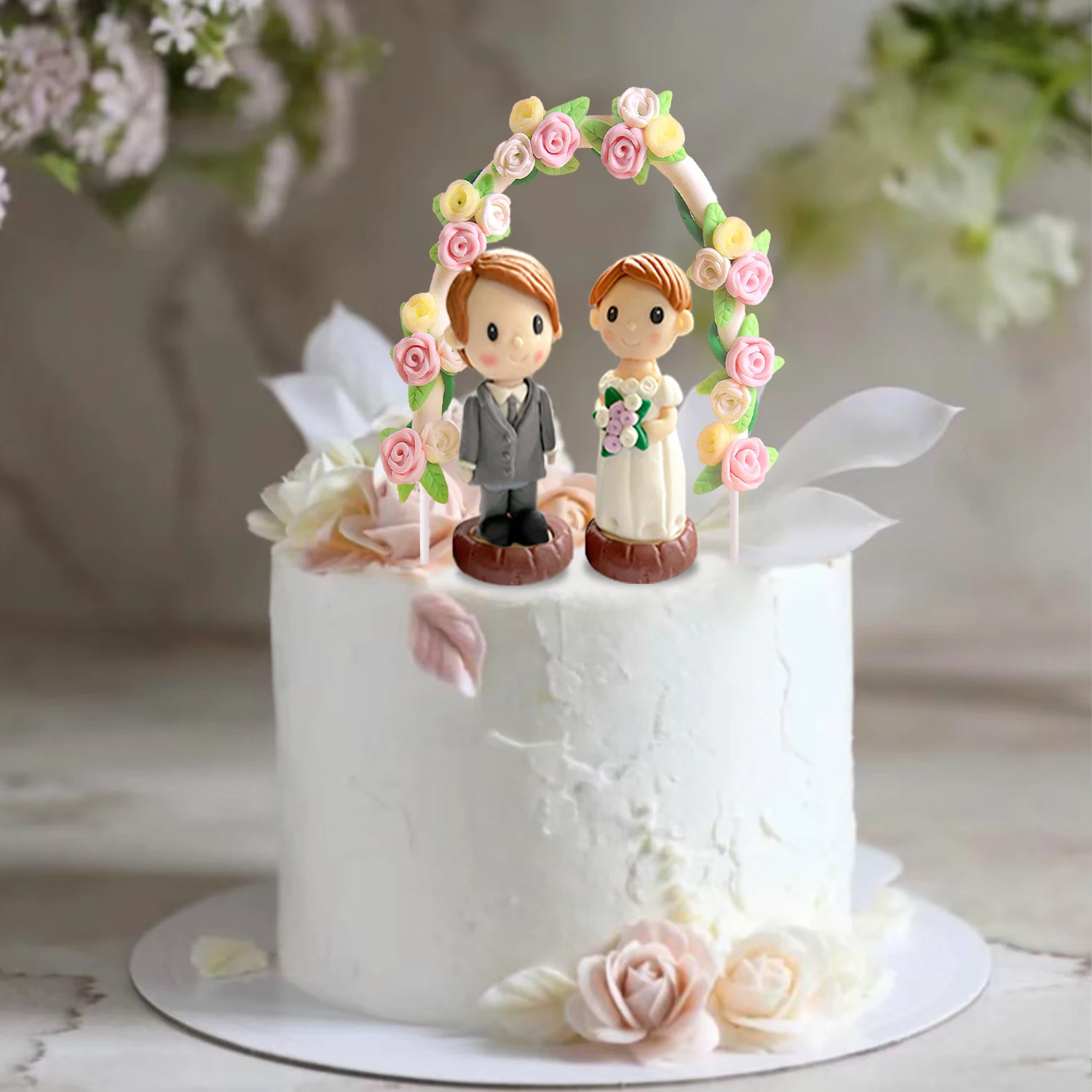 Hochzeit Dekor Ornamente Braut und Bräutigam Figur Rose Bögen Valentinstag Kuchen Dekor Handwerk Harz Dessert Topper Puppe Liebhaber – Detail 8